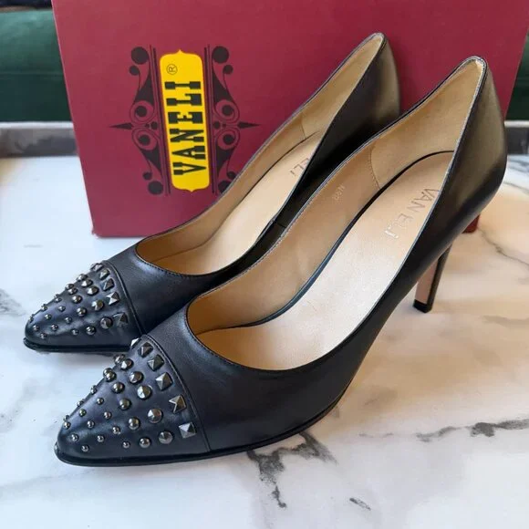 NEW Vaneli Ancyra Black Leather Studded Pumps Size 8.5 - Picture 3 of 7
